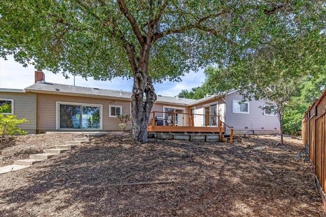 20615 LEONARD Road, Saratoga, CA 95070