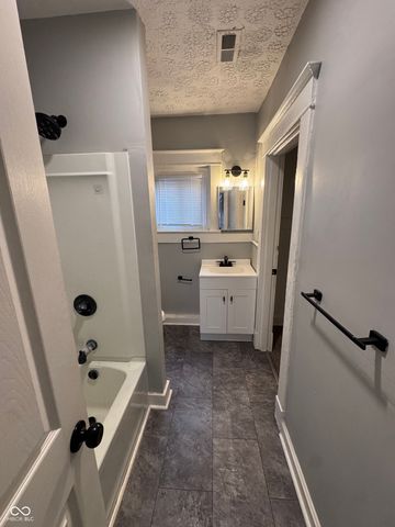 118 W 36th Street, Indianapolis, IN 46208