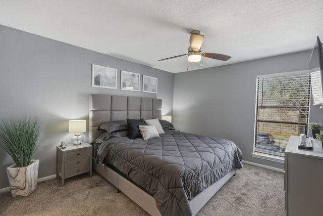 1900 Cloisters Drive 322, Arlington, TX 76011