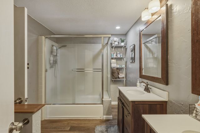 1900 Cloisters Drive 322, Arlington, TX 76011