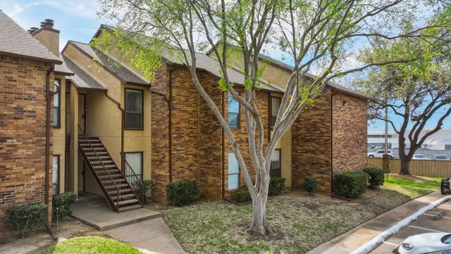 1900 Cloisters Drive 322, Arlington, TX 76011