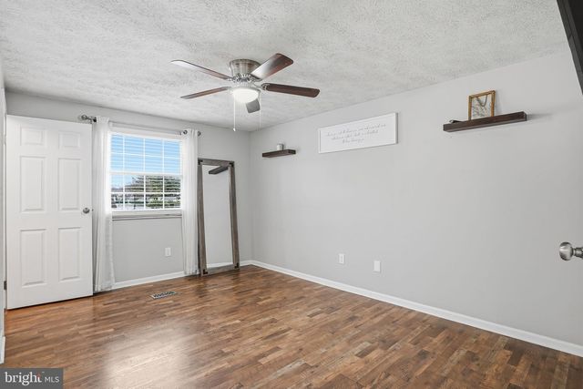 7887 MANSION HOUSE XING, Pasadena, MD 21122