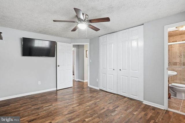 7887 MANSION HOUSE XING, Pasadena, MD 21122