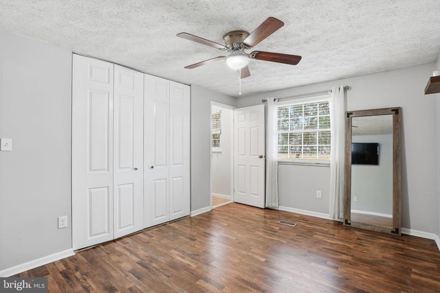 7887 MANSION HOUSE XING, Pasadena, MD 21122