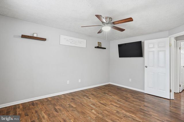 7887 MANSION HOUSE XING, Pasadena, MD 21122