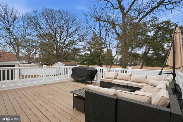 7887 MANSION HOUSE XING, Pasadena, MD 21122