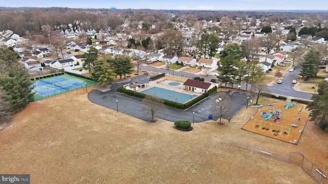 7887 MANSION HOUSE XING, Pasadena, MD 21122