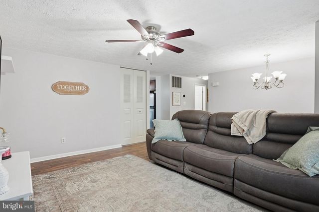 7887 MANSION HOUSE XING, Pasadena, MD 21122