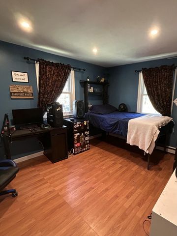 21 Dinahs Way, Wareham, MA 02571