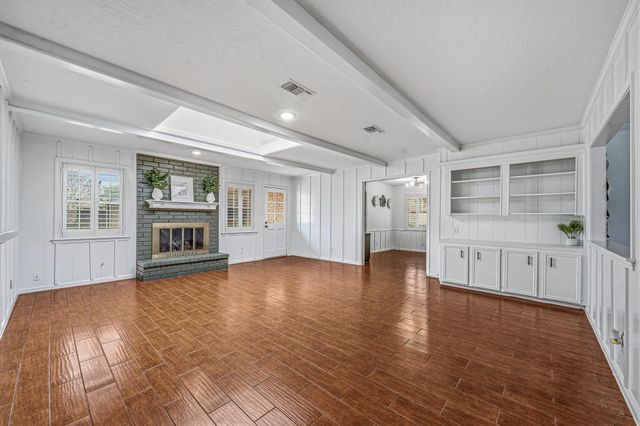 16517 De Lozier Street, Jersey Village, TX 77040