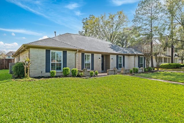 16517 De Lozier Street, Jersey Village, TX 77040