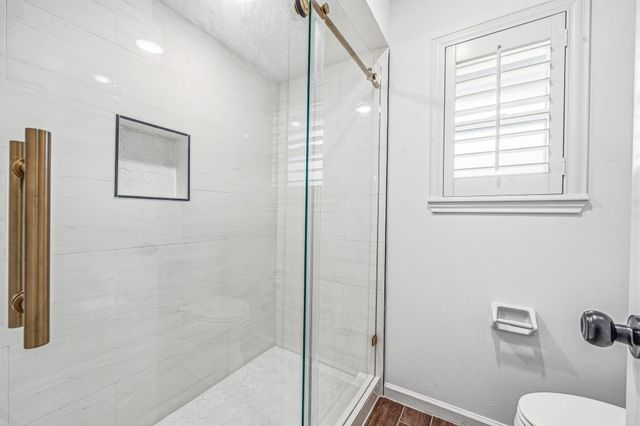 16517 De Lozier Street, Jersey Village, TX 77040