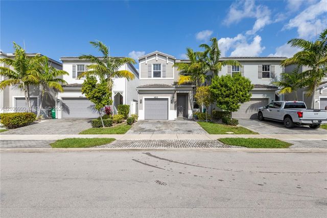 4813 NW 48th Terrace, Tamarac, FL 33319
