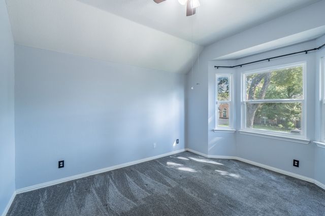 802 Crest Ridge Court, Irving, TX 75061