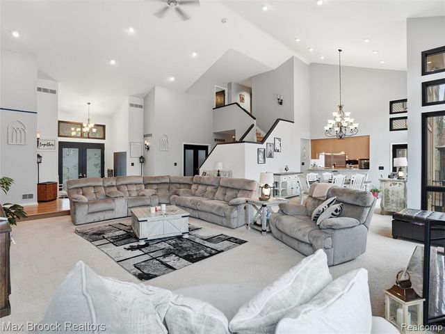 55618 Lordona Lane, Shelby Twp, MI 48315