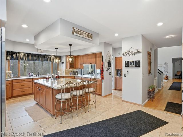 55618 Lordona Lane, Shelby Twp, MI 48315