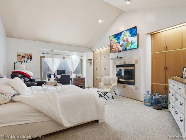 55618 Lordona Lane, Shelby Twp, MI 48315