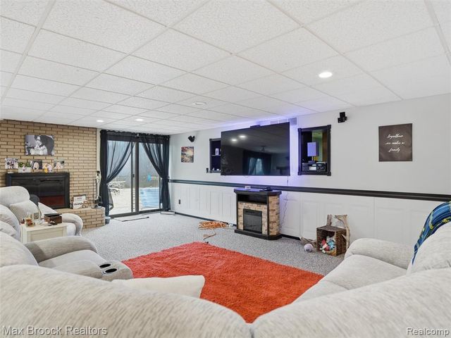 55618 Lordona Lane, Shelby Twp, MI 48315