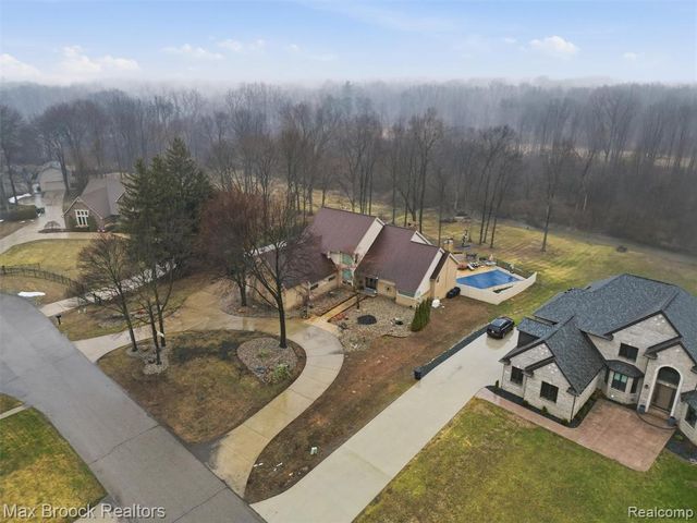 55618 Lordona Lane, Shelby Twp, MI 48315