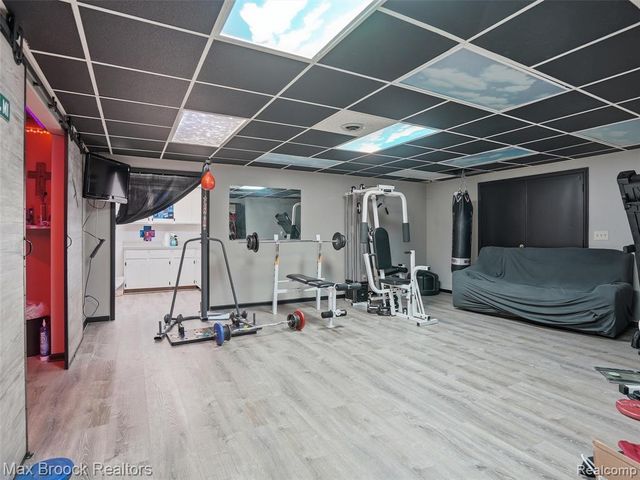 55618 Lordona Lane, Shelby Twp, MI 48315