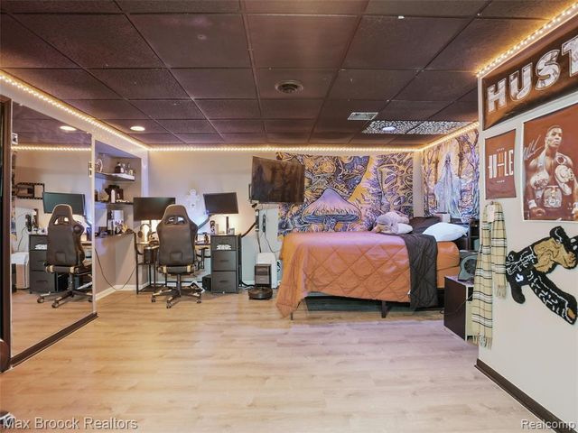 55618 Lordona Lane, Shelby Twp, MI 48315