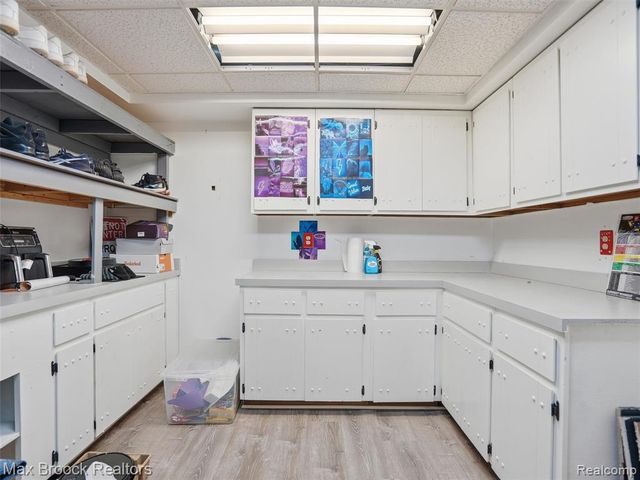 55618 Lordona Lane, Shelby Twp, MI 48315