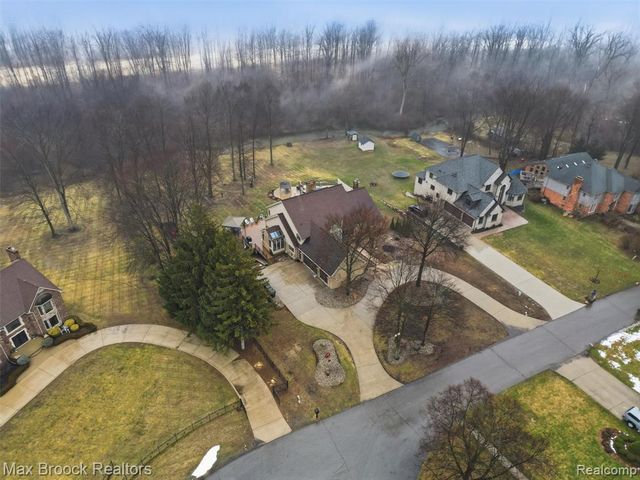 55618 Lordona Lane, Shelby Twp, MI 48315
