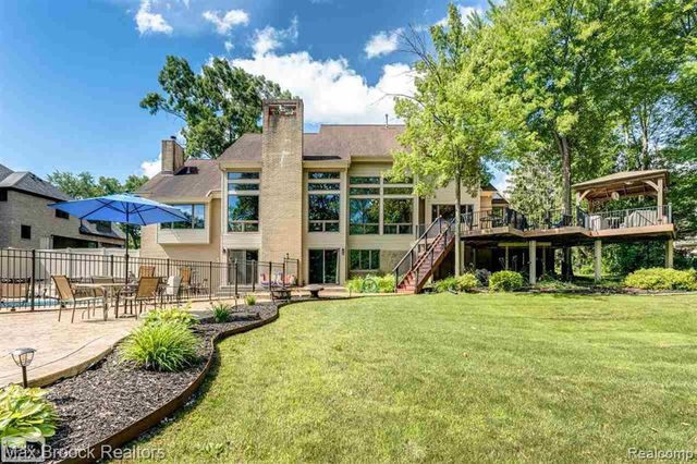 55618 Lordona Lane, Shelby Twp, MI 48315