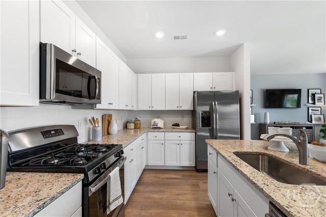182 Geranium Way, Savannah, GA 31302