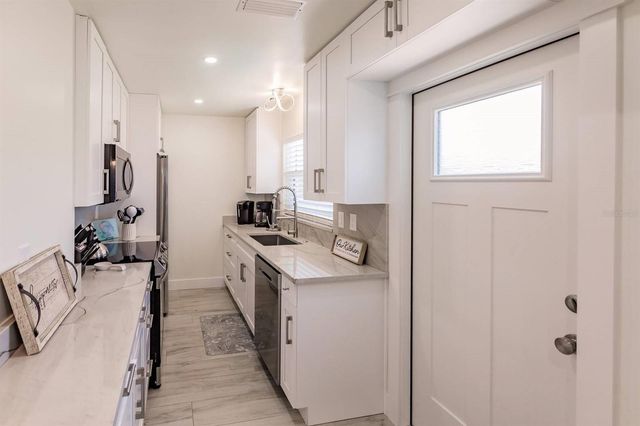 6020 MIDNIGHT PASS ROAD 12, Sarasota, FL 34242