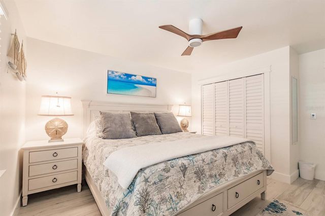 6020 MIDNIGHT PASS ROAD 12, Sarasota, FL 34242