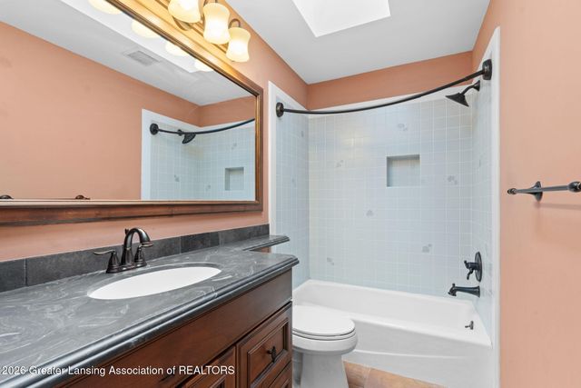 1235 Woodwind Trail, Haslett, MI 48840