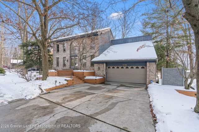 1235 Woodwind Trail, Haslett, MI 48840