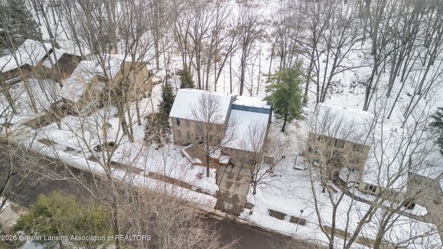 1235 Woodwind Trail, Haslett, MI 48840