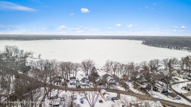 1235 Woodwind Trail, Haslett, MI 48840