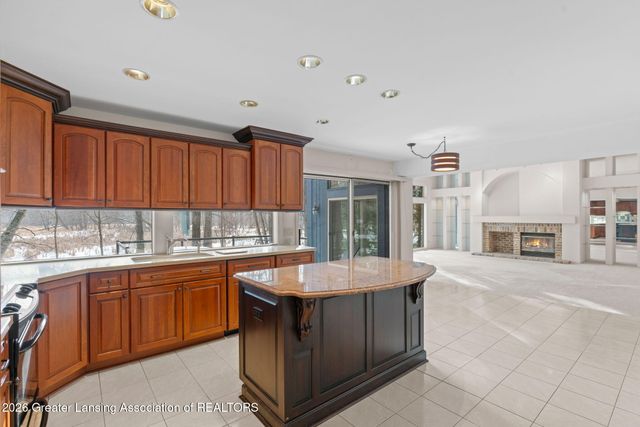 1235 Woodwind Trail, Haslett, MI 48840