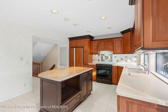 1235 Woodwind Trail, Haslett, MI 48840