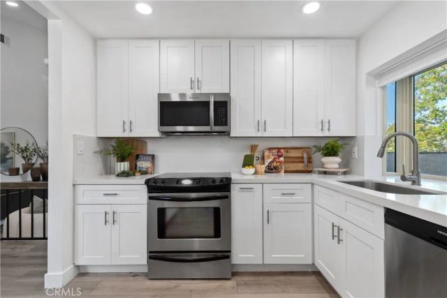 2 Evening Breeze, Irvine, CA 92603