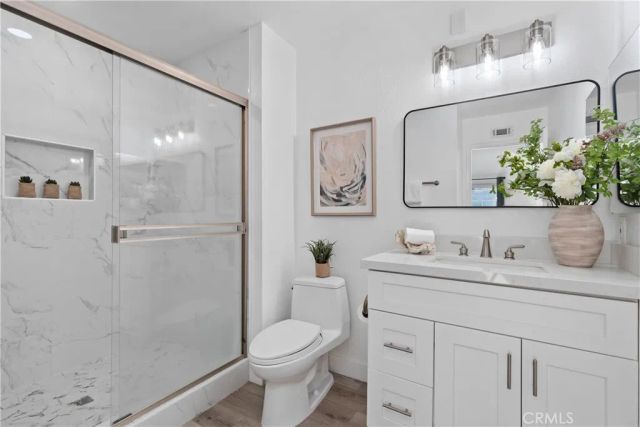 2 Evening Breeze, Irvine, CA 92603