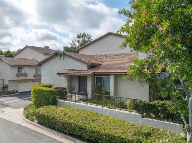 2 Evening Breeze, Irvine, CA 92603