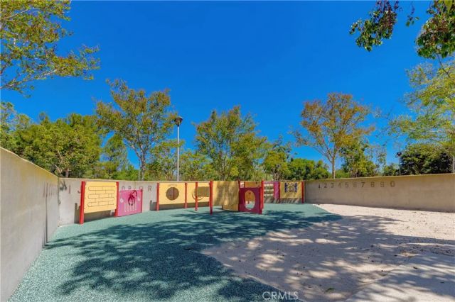 2 Evening Breeze, Irvine, CA 92603