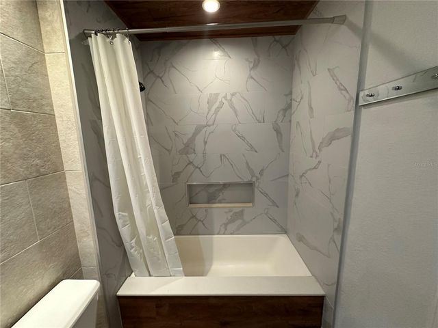 2598 ROBERT TRENT JONES DRIVE 1027, Orlando, FL 32835