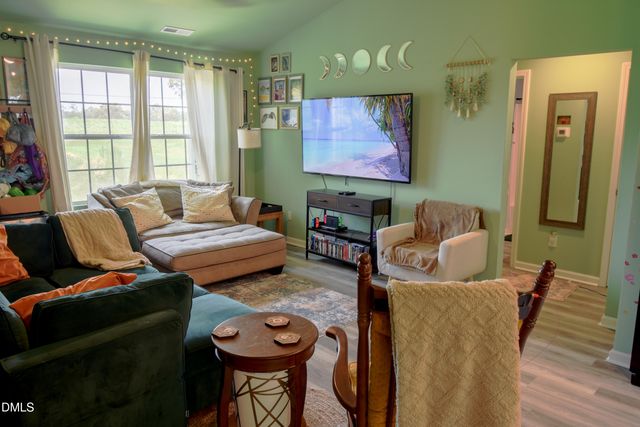 5789 Pine Street, Bailey, NC 27807