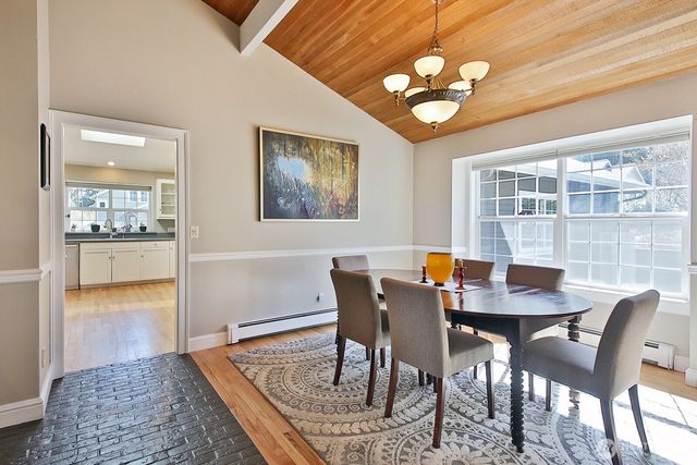 1093 Village Loop, Langley, WA 98260