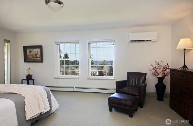 1093 Village Loop, Langley, WA 98260