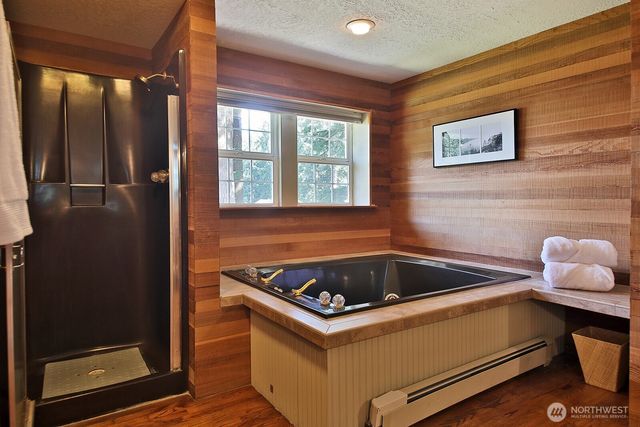 1093 Village Loop, Langley, WA 98260