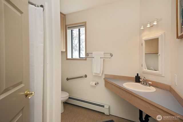 1093 Village Loop, Langley, WA 98260