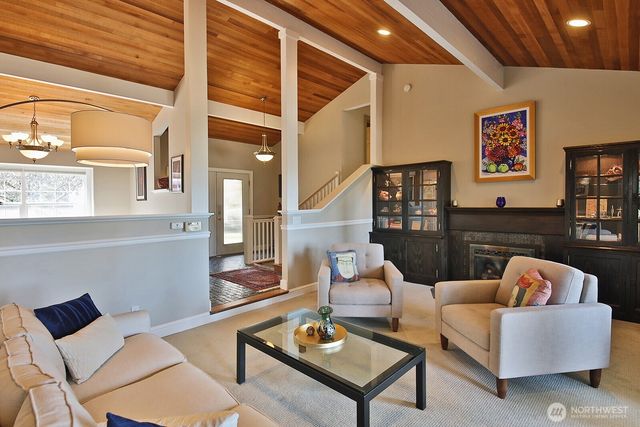 1093 Village Loop, Langley, WA 98260