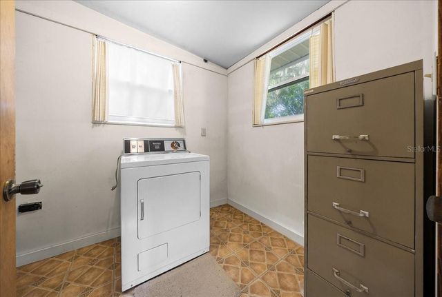 1142 NE 8TH STREET, Ocala, FL 34470