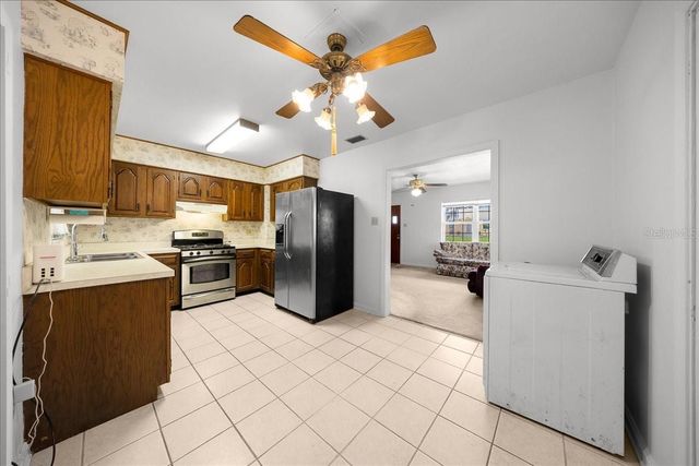 1142 NE 8TH STREET, Ocala, FL 34470